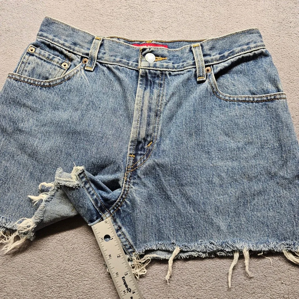 Vtg Levi's 550 Cut Off Shorts Womens 10S Blue Denim Classic Relaxed Fit Red Tab
